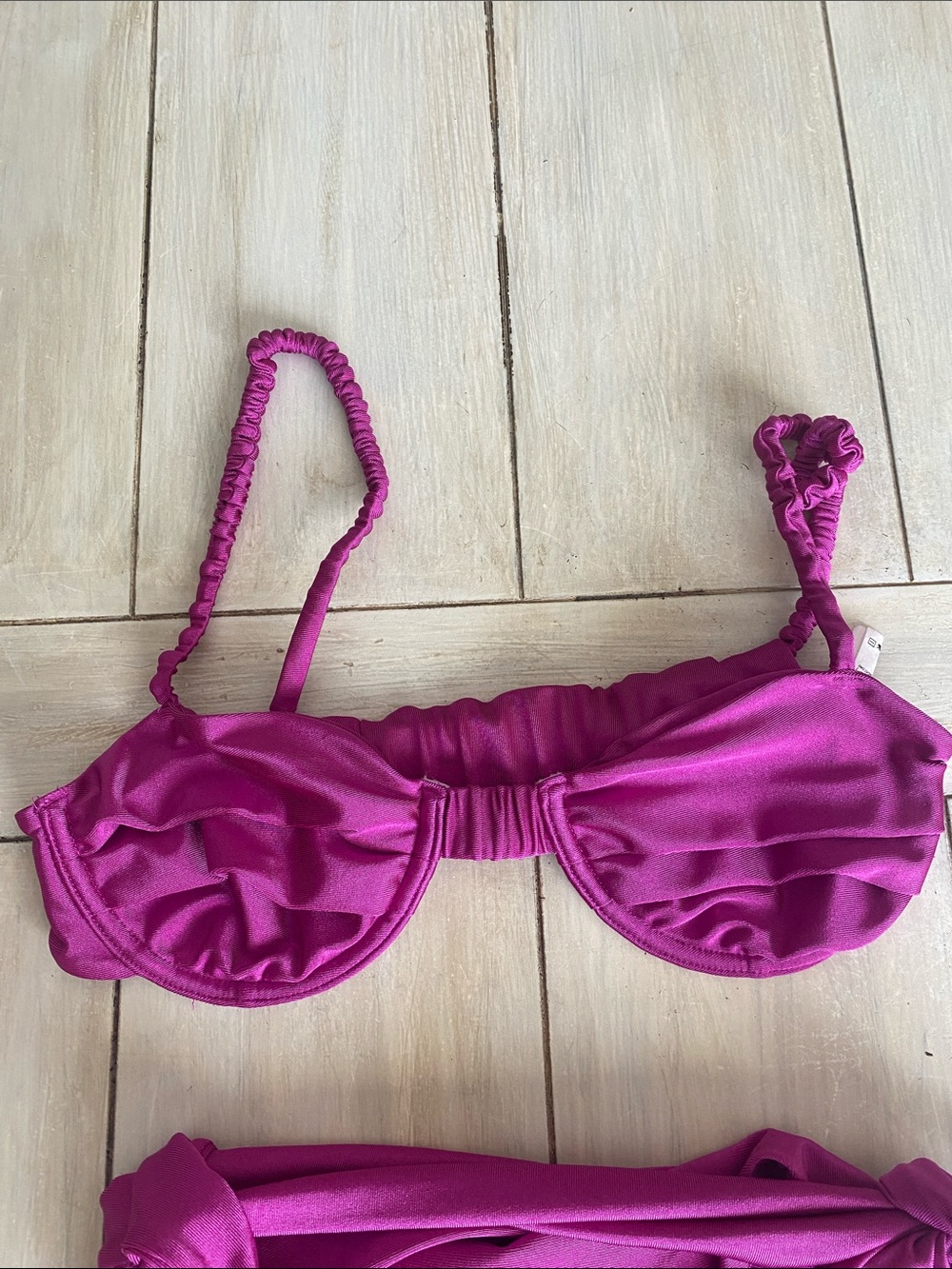 Tularosa Revolve Fuschia Underwire 2 Piece Bikini Set Small - Picture 3 of 6